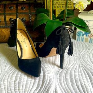 Beautiful fairly used like new Jessica Simpson’s pump